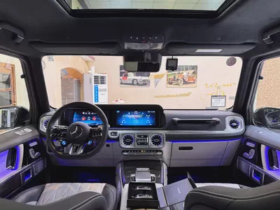G 63 AMG / 3,600 Km / FULL OPTION / CARBON PACKAGE / 5 YEARS WARRANTY-12