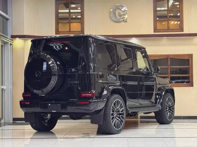 G 63 AMG / 3,600 Km / FULL OPTION / CARBON PACKAGE / 5 YEARS WARRANTY-1