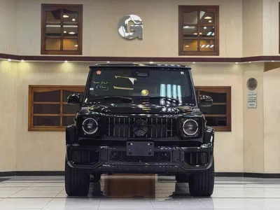 G 63 AMG / 3,600 Km / FULL OPTION / CARBON PACKAGE / 5 YEARS WARRANTY-2
