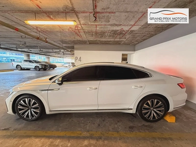 Volkswagen Arteon 2.0TSI Sport 2018 Model GCC Specs With Partial Service History-4