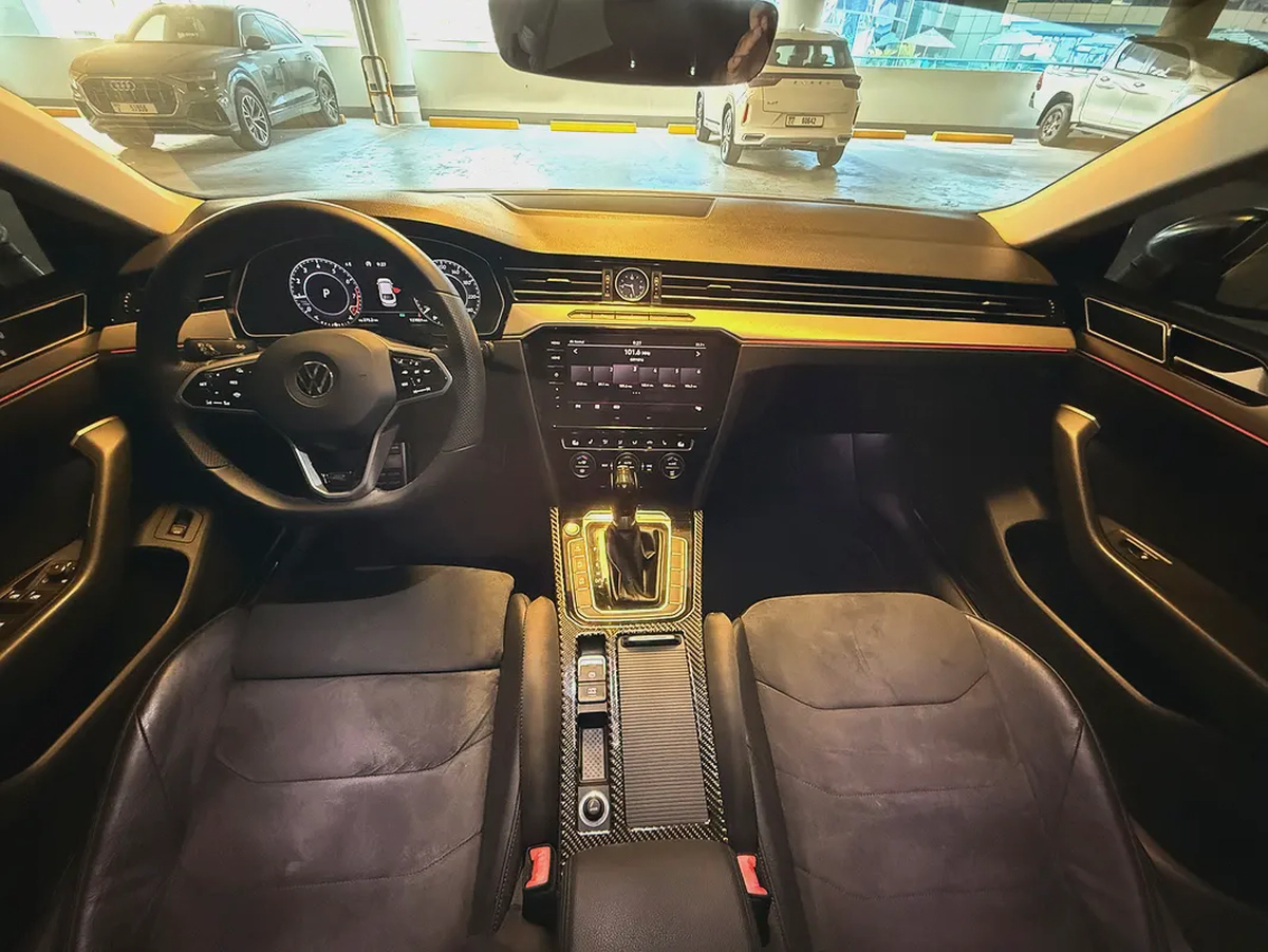 Volkswagen Arteon 2.0TSI Sport 2018 Model GCC Specs With Partial Service History-12-12