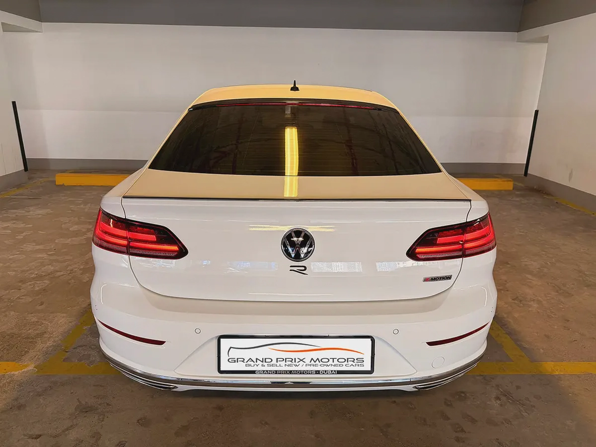 Volkswagen Arteon 2.0TSI Sport 2018 Model GCC Specs With Partial Service History-6-6