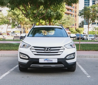 Hyundai Santa Fe GL 2016 GCC in Excellent Condition-2