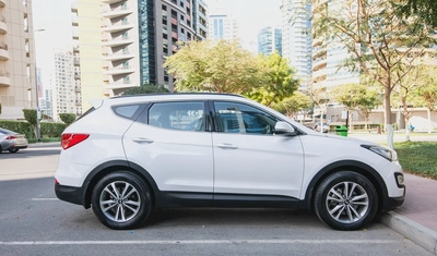 Hyundai Santa Fe GL 2016 GCC in Excellent Condition-3
