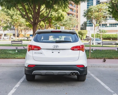 Hyundai Santa Fe GL 2016 GCC in Excellent Condition-7