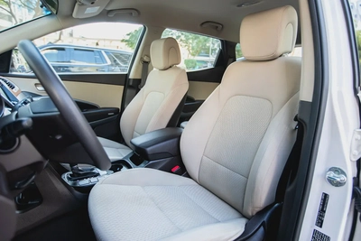 Hyundai Santa Fe GL 2016 GCC in Excellent Condition-10