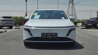 Nissan N6 180 Max (White Black)-2