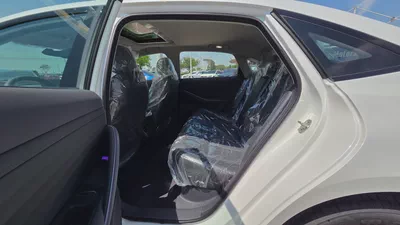 Nissan N6 180 Max (White Black)-19