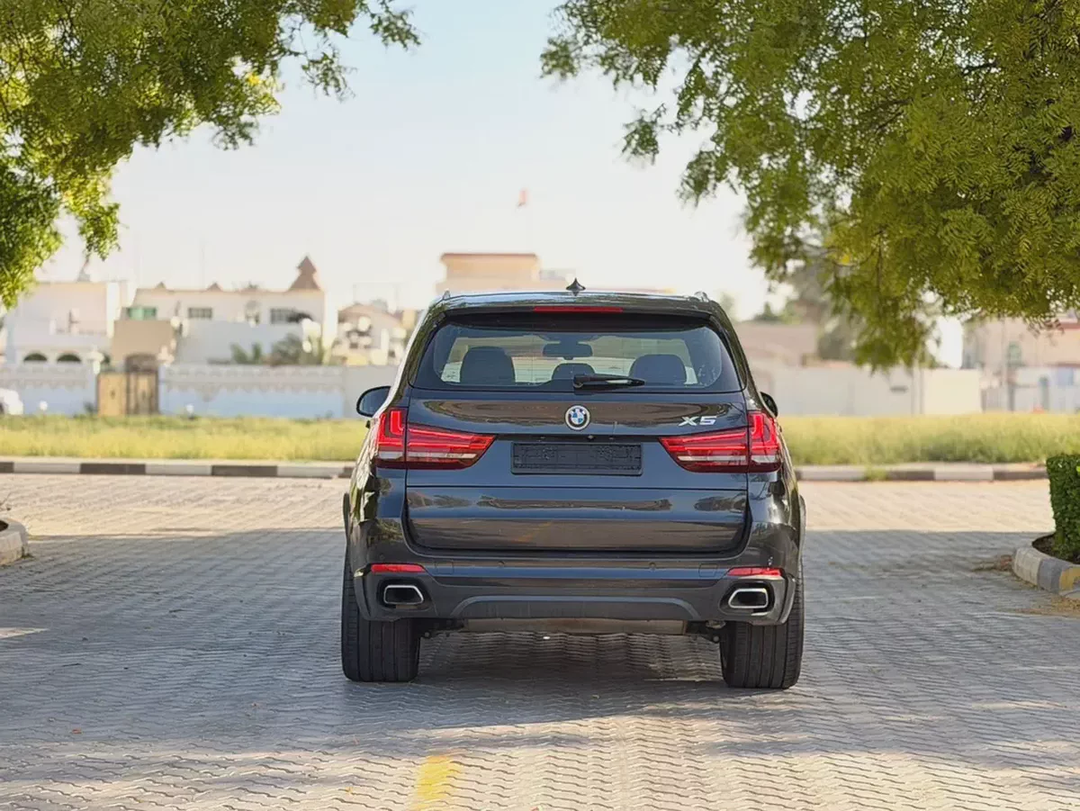 BMW X5 xDrive35i 2018 GCC Specs - Excellent Condition-8-8