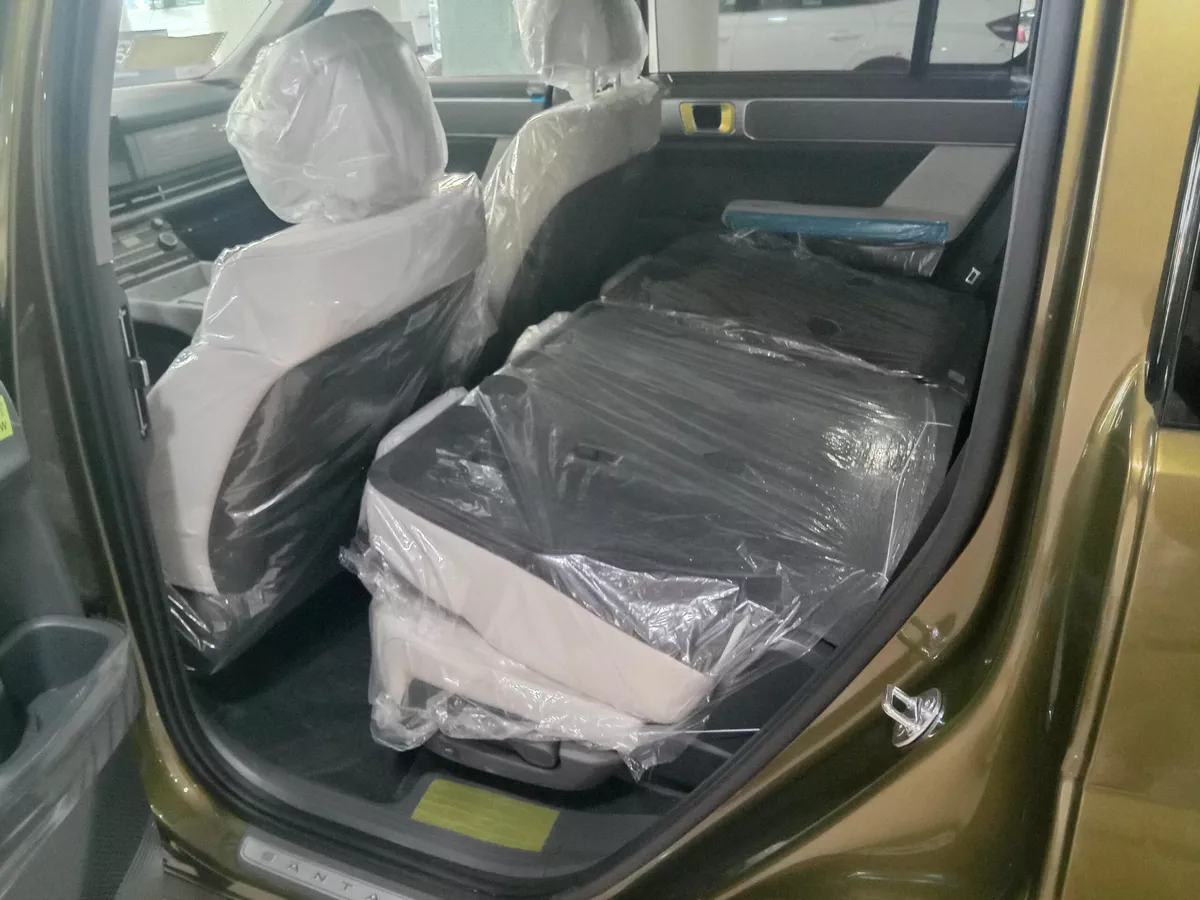 HYUNDAI SANTA FE 2.5L TURBO PETROL 2026 – FULL OPTION | GOLD EXTERIOR | BEIGE INTERIOR-8-8