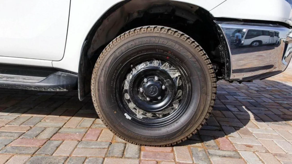Toyota Hilux SGLX HILUX SR5 2.4L MT DIESEL 2024-12-0