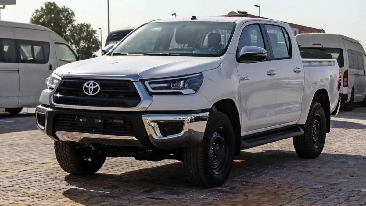 Toyota Hilux SGLX HILUX SR5 2.4L MT DIESEL 2024
