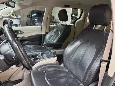 Chrysler 2020-10