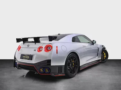 NISSAN GTR NISMO FULL CARBON + SPECIAL RECARO SEATS + FULLY LOADED-3