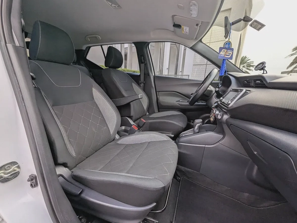 Nissan Kicks SV 2019, GCC Specs - Agency Maintained Full Option With Full Service History