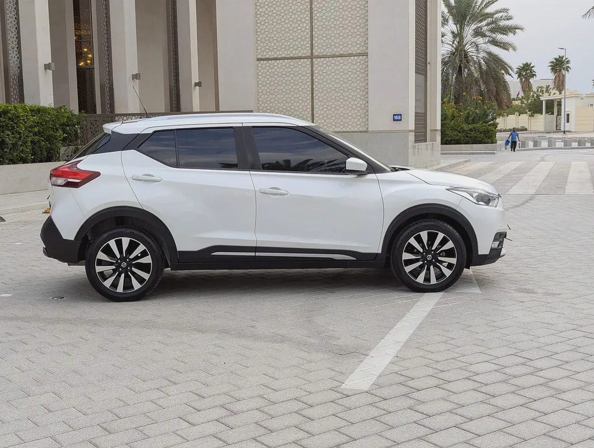 Nissan Kicks SV 2019, GCC Specs - Agency Maintained Full Option With Full Service History-18-18