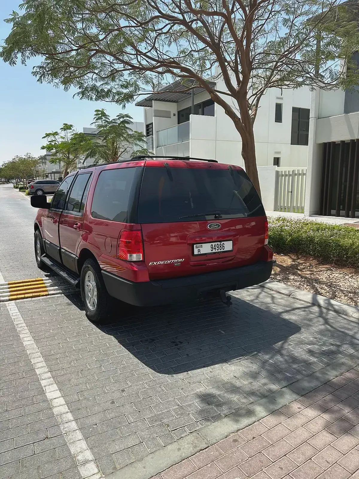 FORD EXPEDITION XLT 2004 GCC-2-2