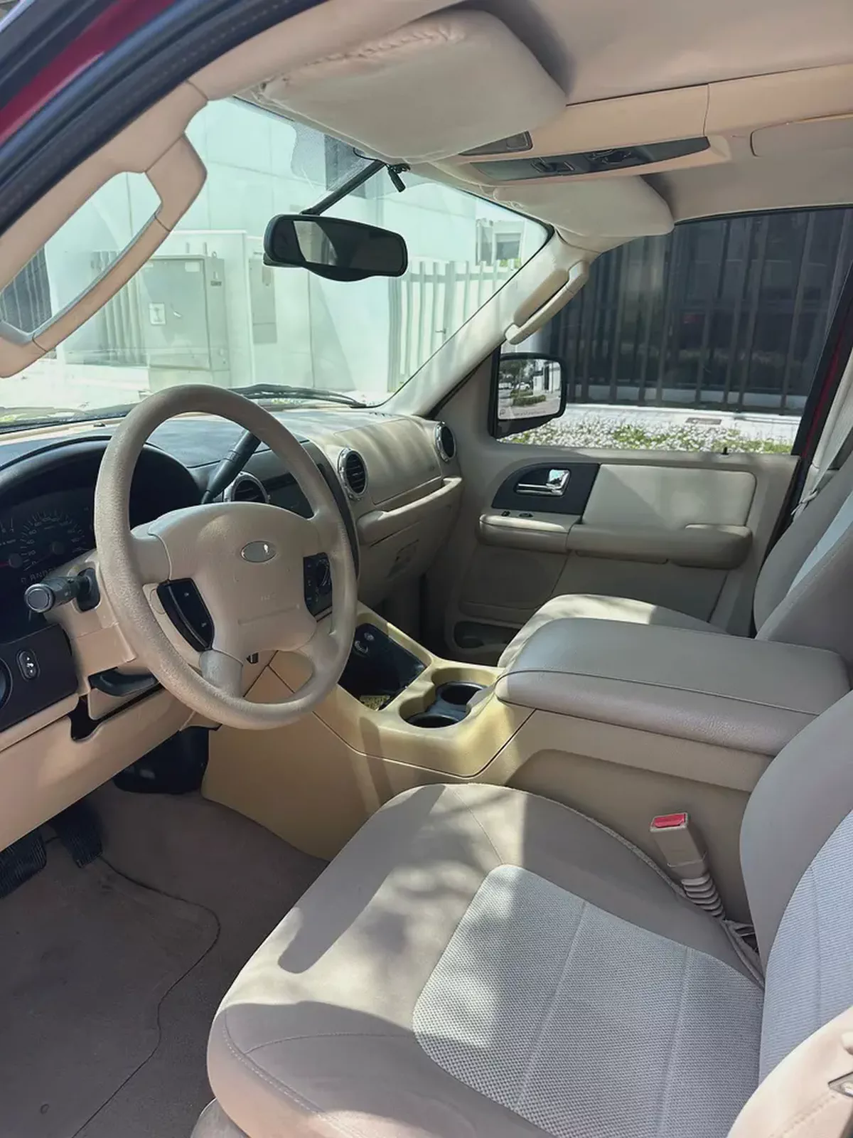 FORD EXPEDITION XLT 2004 GCC-5-5