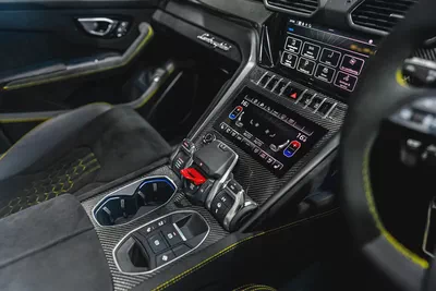 2023 URUS PERFORMANTE RIGHT HAND  | VERY LOW MILEAGE | 60TH ANNIVERSARY EDITION | AKRAPOVIC EXHAUST-9
