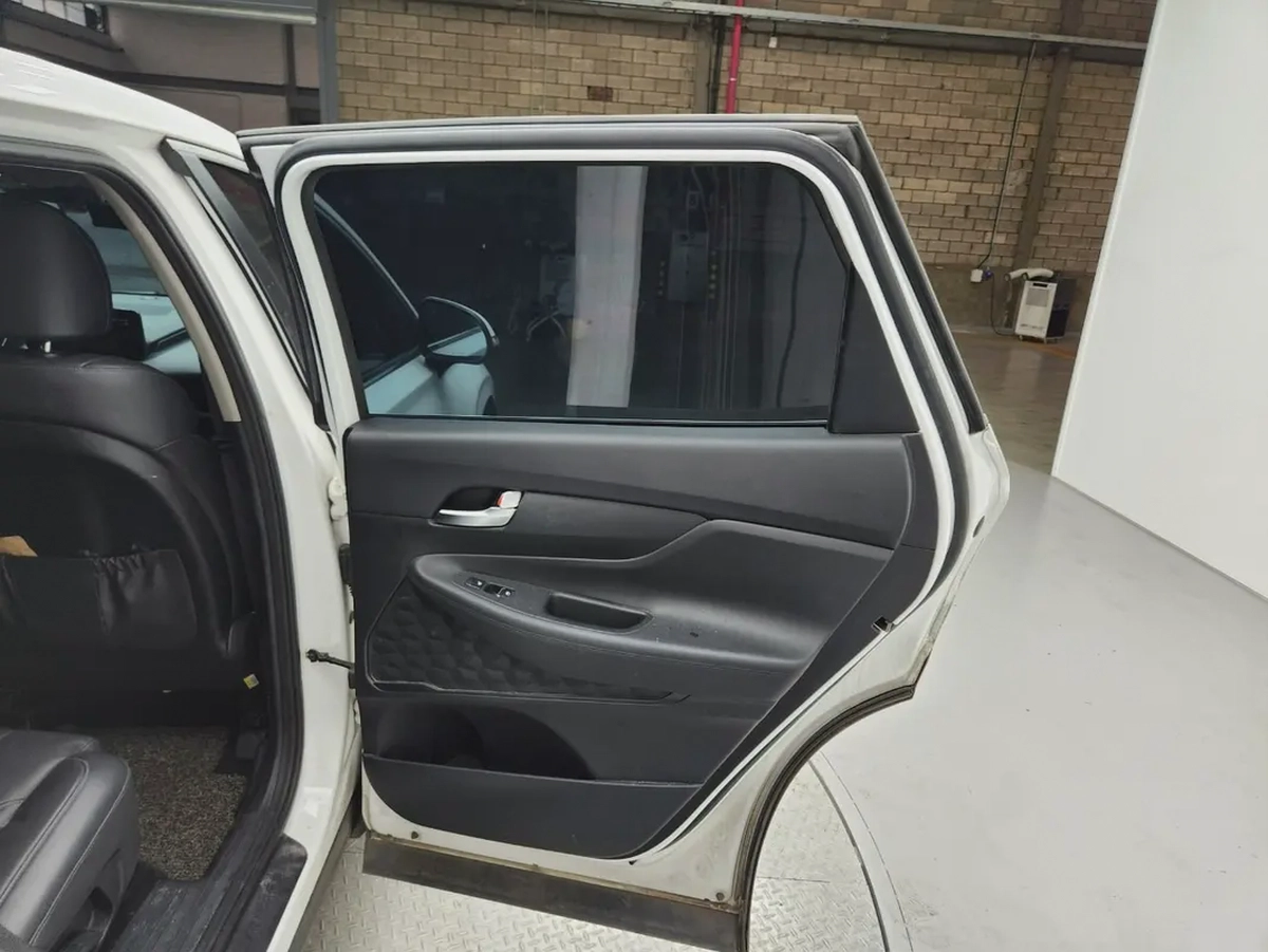 Hyundai Santa Fe Premium 2021 - Korean Specs - Excellent Condition-17-17