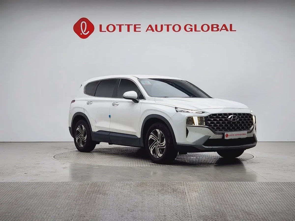 Hyundai Santa Fe Premium 2021 - Korean Specs - Excellent Condition