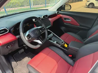 2026-MG ZS Luxury-Excellent Condition-Under Warranty and Service Contract-10