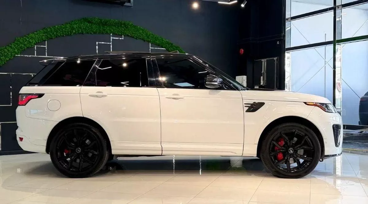 Land Rover Range Rover Sport SVR Carbon Edition 5.0L-8-0