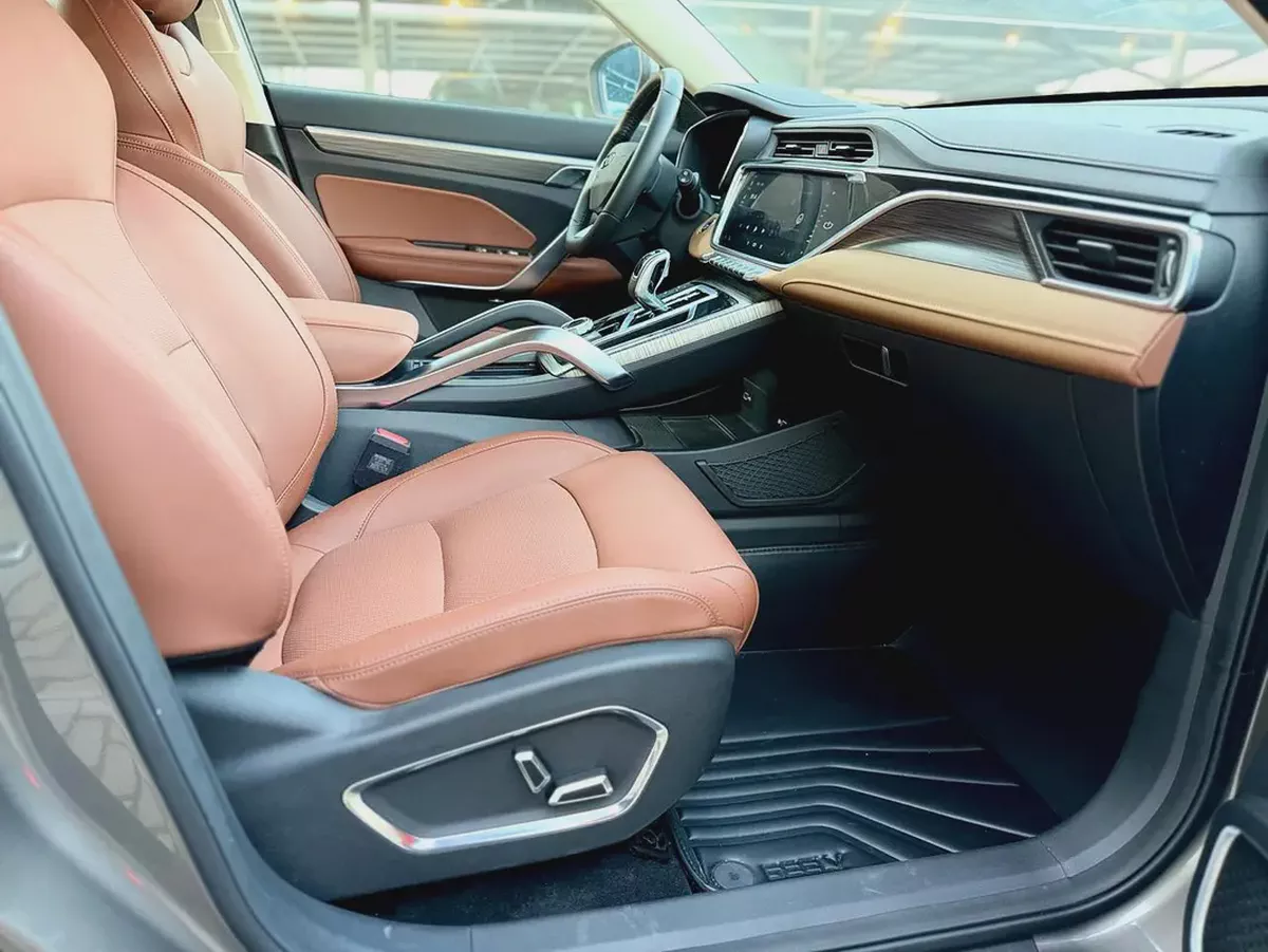 Geely Azkarra GL 2023 GCC Specs-9-9