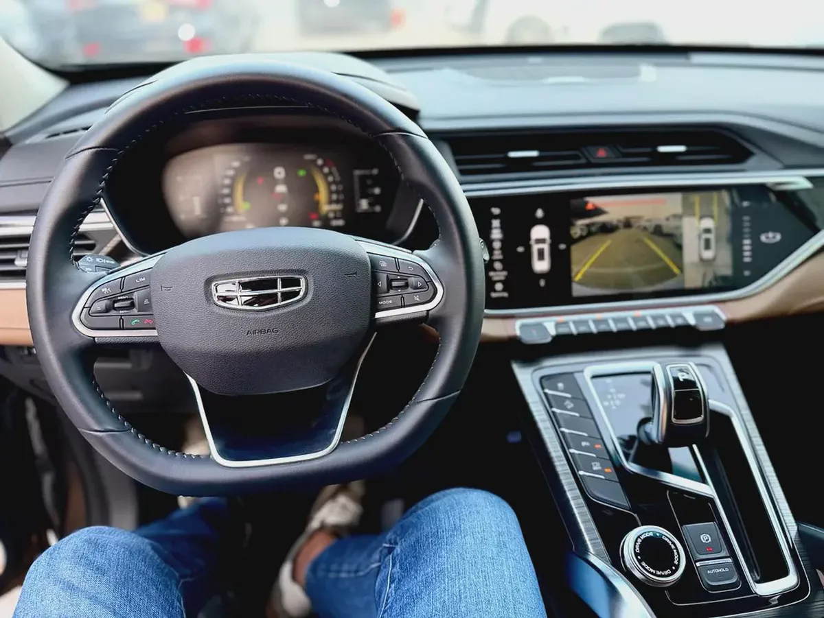Geely Azkarra GL 2023 GCC Specs-7-7