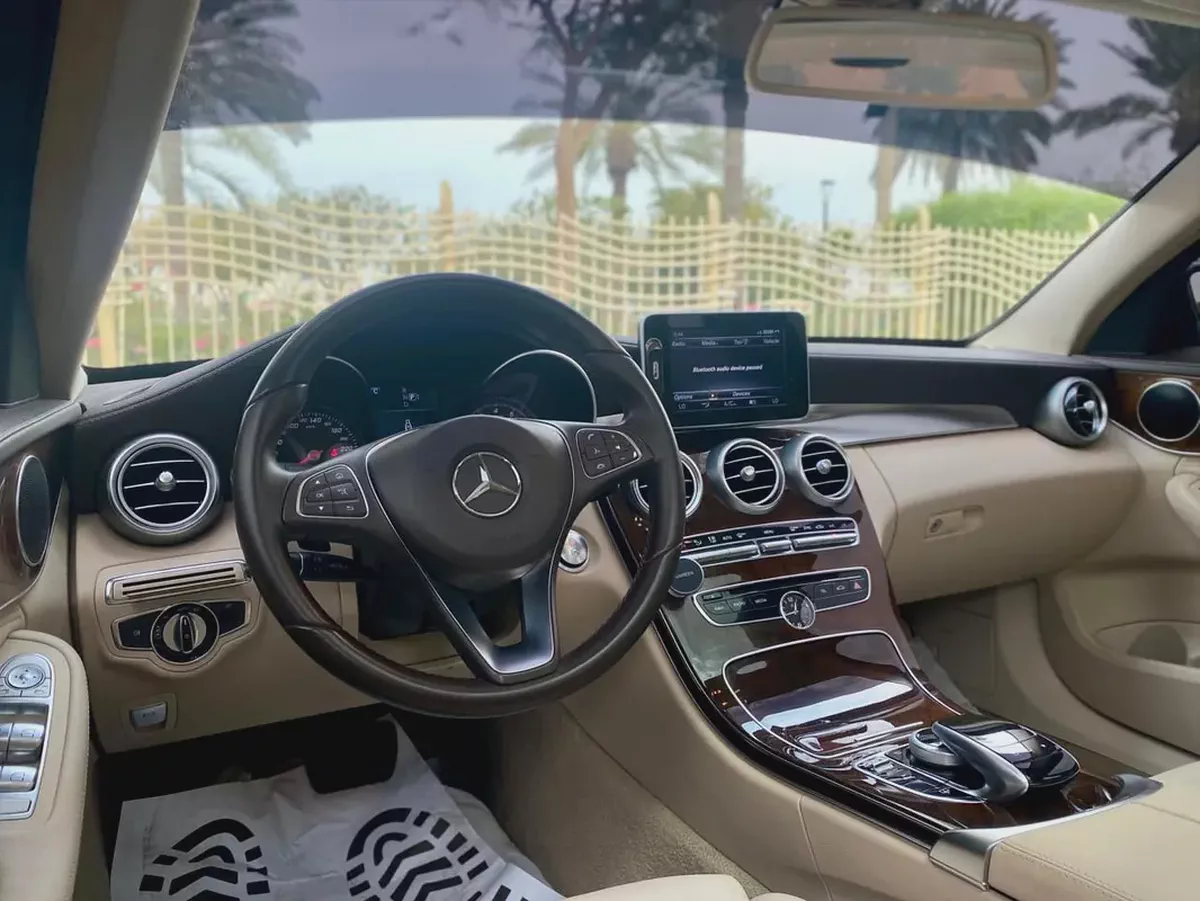 2015 MERCEDES C200 || GCC ||  ACCIDENT FREE || FULL OPTION || EXCELLENT CONDITION|| ORIGINAL PAINT-14-14