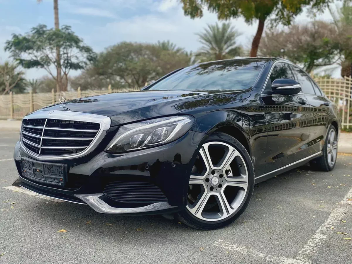 2015 MERCEDES C200 || GCC ||  ACCIDENT FREE || FULL OPTION || EXCELLENT CONDITION|| ORIGINAL PAINT