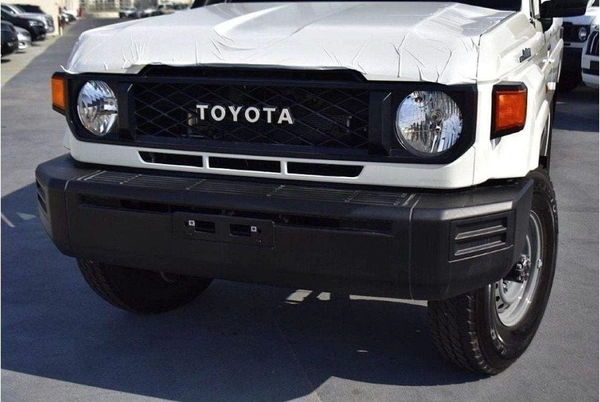 Toyota Land Cruiser 70 Toyota Land Cruiser Hard top LC78 4.2L Diesel V6 3doors 2024