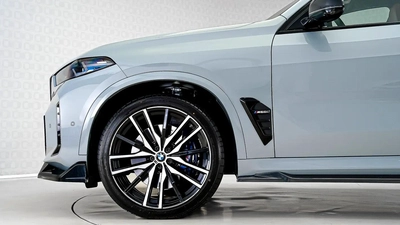 BMW X5 M60i-4