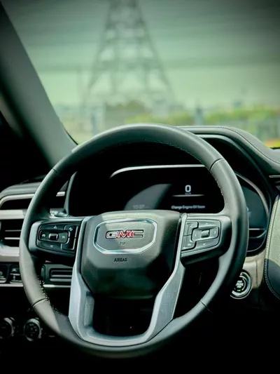 GMC Yukon SLE | GCC Specs | 5.3L V8 | 7/8 Seater | | Perfect Family Car 5.3 V8 SLE (2WD)-8
