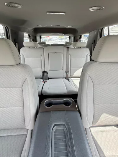 GMC Yukon SLE | GCC Specs | 5.3L V8 | 7/8 Seater | | Perfect Family Car 5.3 V8 SLE (2WD)-4