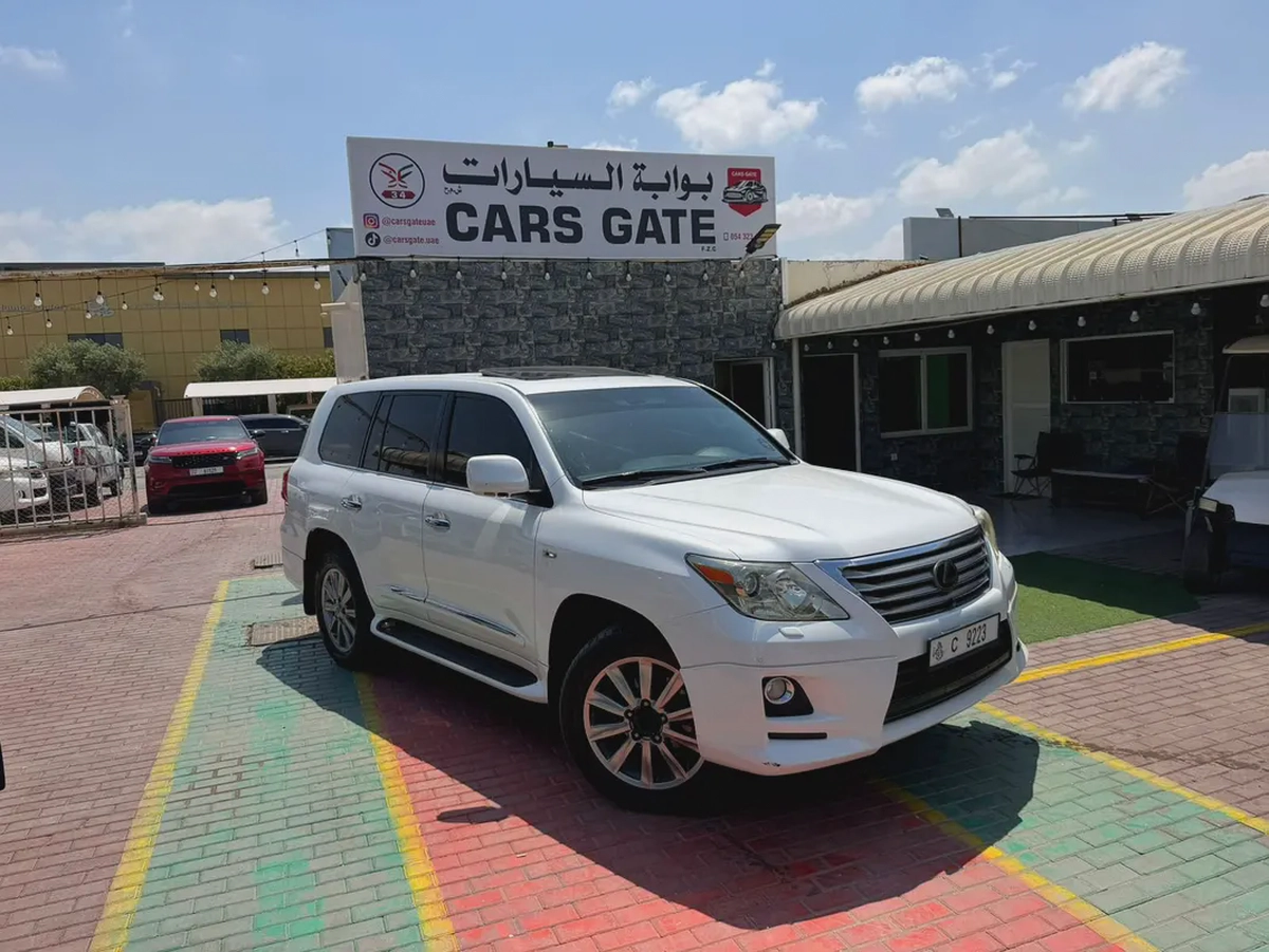 Lexus LX 570 Sport 2011 - GCC Specs - Excellent Condition-0-0