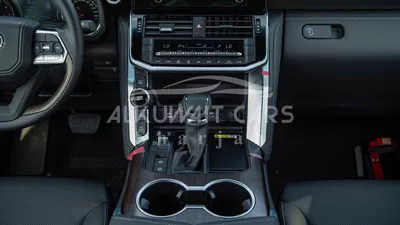 Toyota Land Cruiser VX (LHD) TOYOTA LAND CRUISER VX 4.0P AT MY2025 – WHITE-15