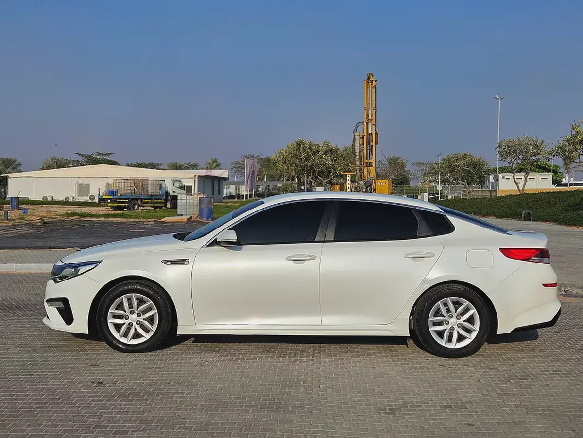 Kia Optima 2020 | GCC Specs | Prestine Condition Single Owned Low KM Family Sedan-18-18