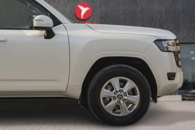 Toyota Land Cruiser 2022-3