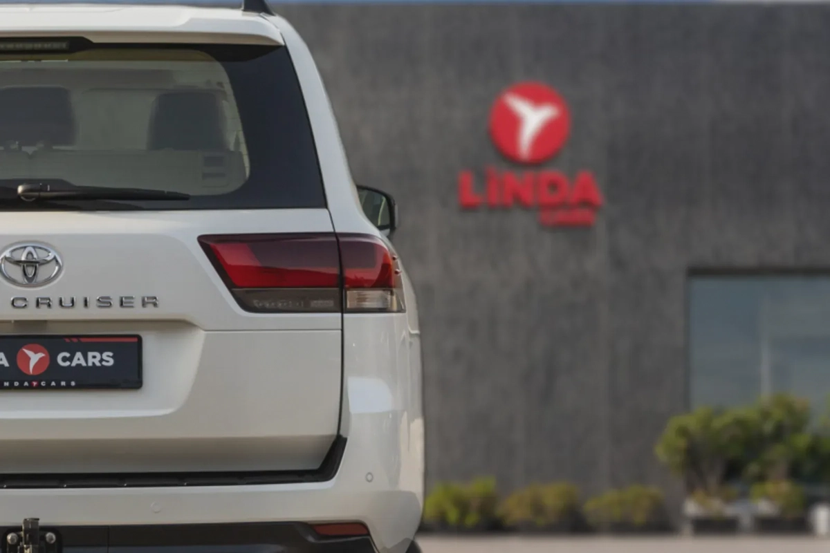 Toyota Land Cruiser 2022-8-8
