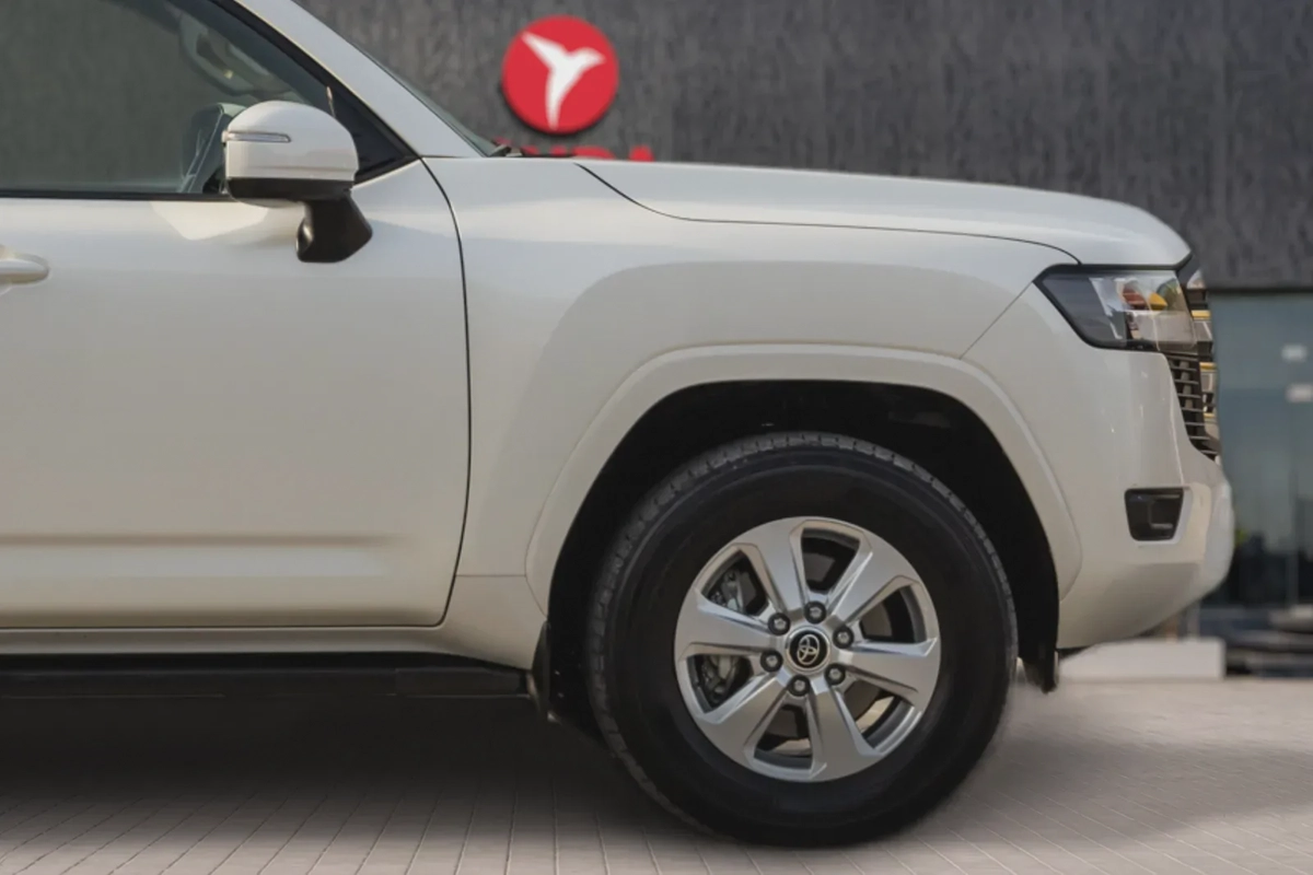 Toyota Land Cruiser 2022-3-3