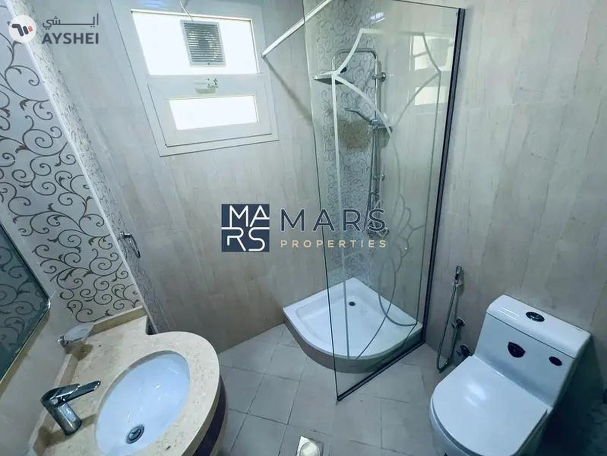 🌟 Discover Luxury Living in Darari, Sharjah - A Magnificent 8-Bedroom 