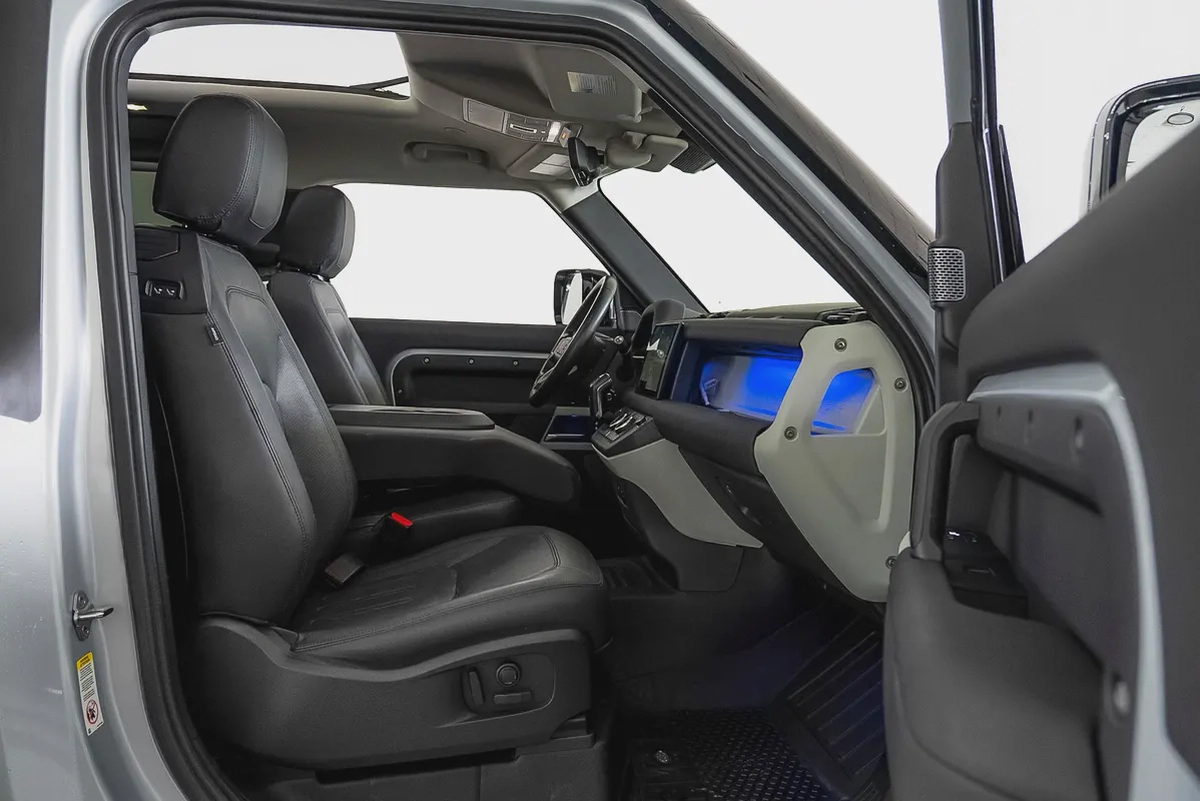 AED 4,419 / 60 months | 0% DP | 2021 Land Rover Defender 90 P400 First Edition-7-7