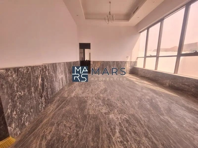 Brand New Premium 5-Bedroom Villa for Rent in Hoshi!-4