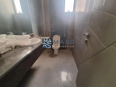 Brand New Premium 5-Bedroom Villa for Rent in Hoshi!-5