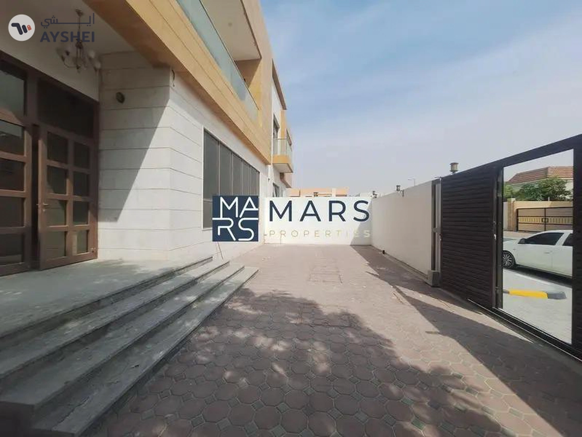 Brand New Premium 5-Bedroom Villa for Rent in Hoshi!-2-2