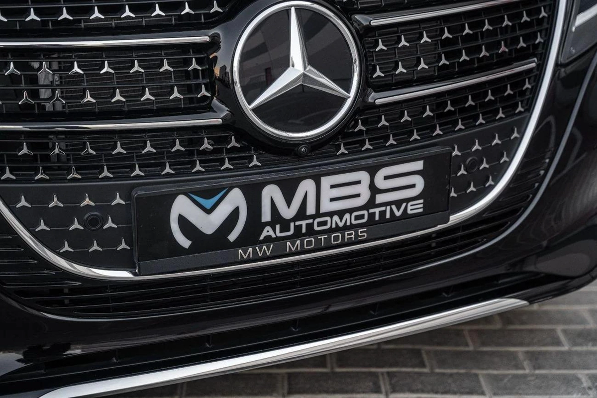 Mercedes Benz V300 MBS Dreamliner VIP-4-4