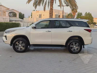 Toyota Fortuner GX Diesel 2022 GCC Specs  - V4 2.8L Excellent Condition-13