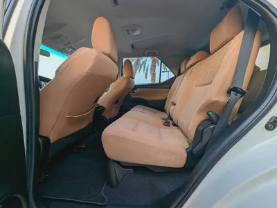 Toyota Fortuner GX Diesel 2022 GCC Specs  - V4 2.8L Excellent Condition-6