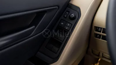 Toyota Land Cruiser GXR-13